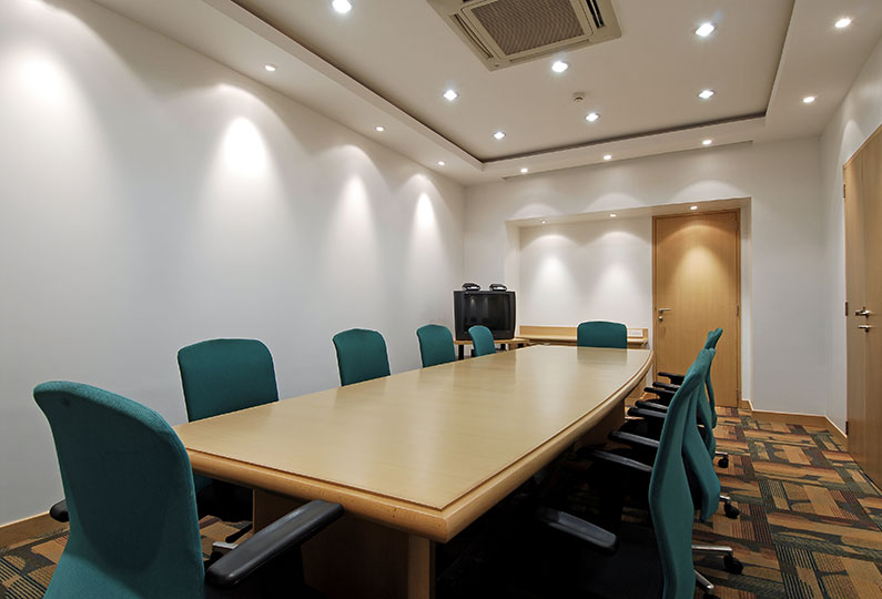 Turner International 12