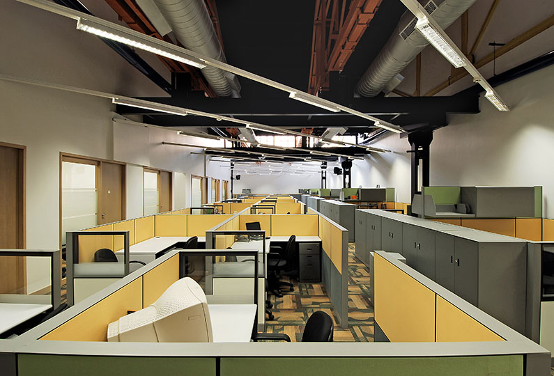 Turner International 4